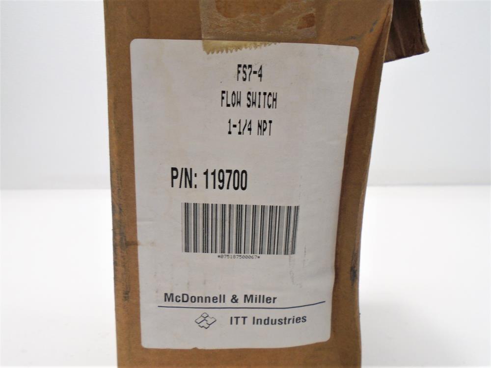 McDonnell & Miller 1-1/4" NPT Series FS7-4 Flow Switch, 119700, Brass